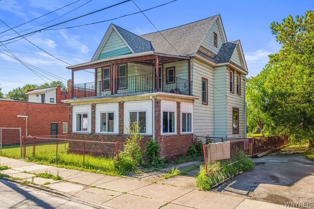 1823 Whitney Avenue, Niagara Falls, NY 14301