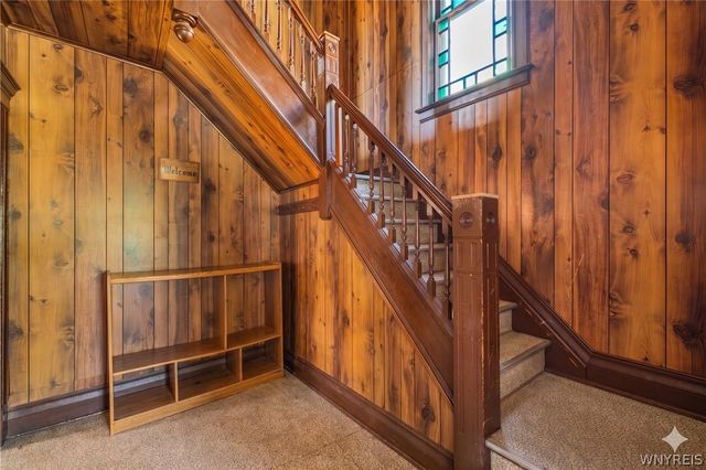 1823 Whitney Avenue, Niagara Falls, NY 14301