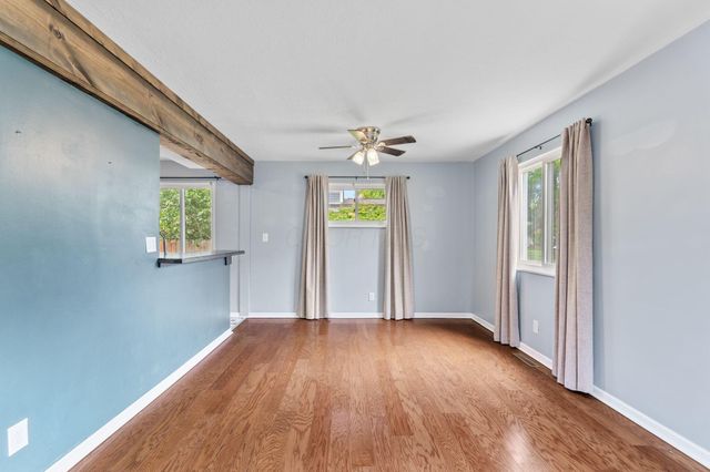 2804 Kingston Avenue, Grove City, OH 43123