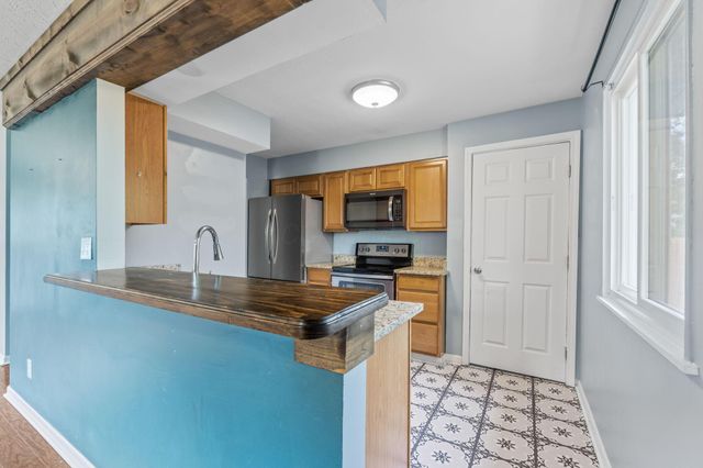 2804 Kingston Avenue, Grove City, OH 43123
