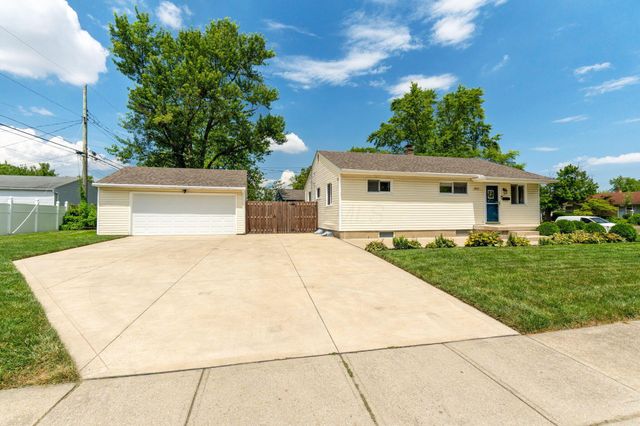 2804 Kingston Avenue, Grove City, OH 43123