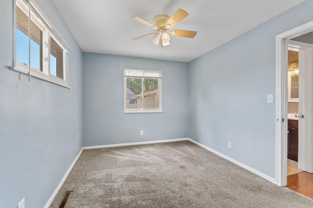 2804 Kingston Avenue, Grove City, OH 43123