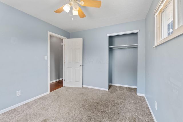 2804 Kingston Avenue, Grove City, OH 43123