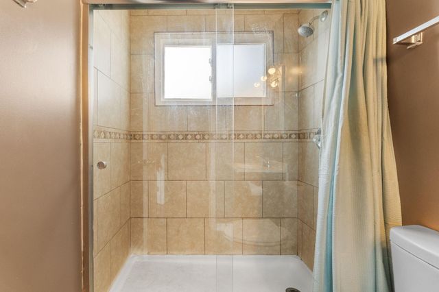 2804 Kingston Avenue, Grove City, OH 43123