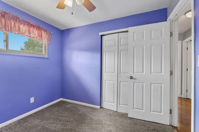 2804 Kingston Avenue, Grove City, OH 43123