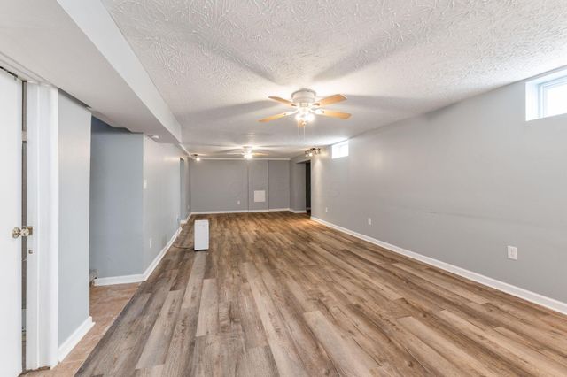 2804 Kingston Avenue, Grove City, OH 43123