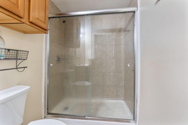 2804 Kingston Avenue, Grove City, OH 43123