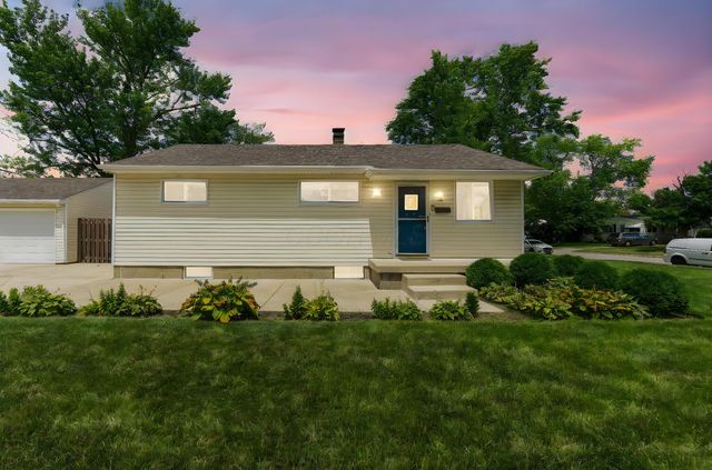 2804 Kingston Avenue, Grove City, OH 43123