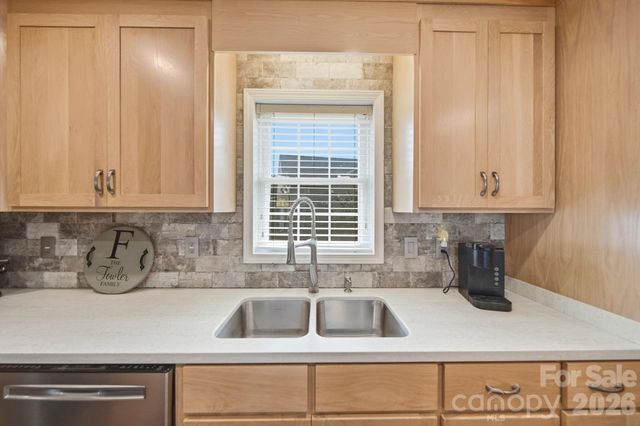 708 Paint Circle, Oakboro, NC 28129