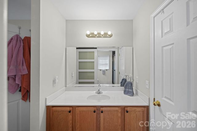 708 Paint Circle, Oakboro, NC 28129