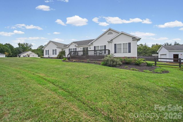708 Paint Circle, Oakboro, NC 28129
