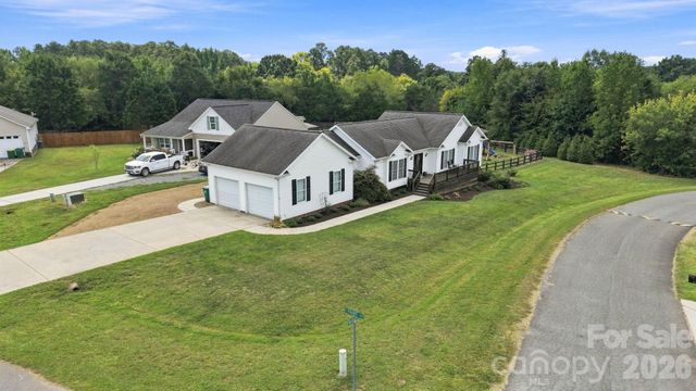 708 Paint Circle, Oakboro, NC 28129