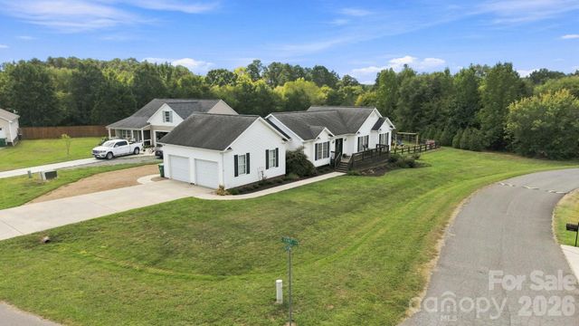 708 Paint Circle, Oakboro, NC 28129