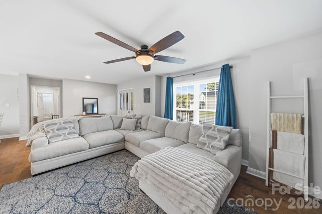 708 Paint Circle, Oakboro, NC 28129