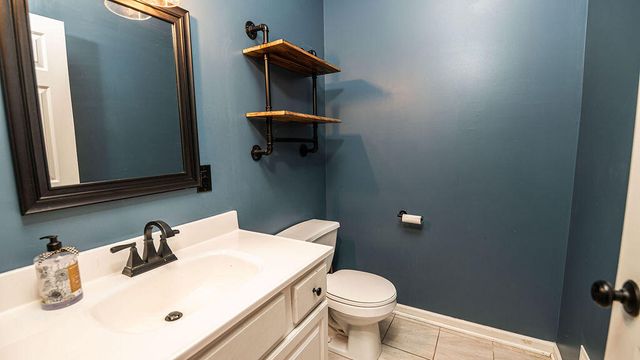 2550 Willow View Drive, Jenison, MI 49428