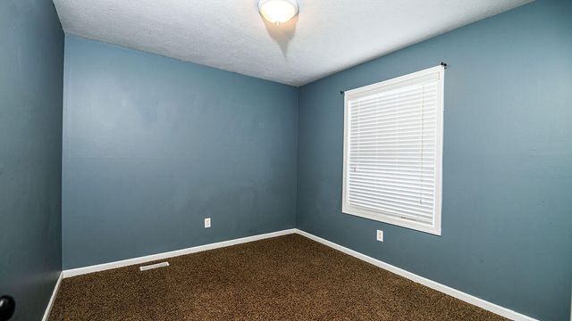 2550 Willow View Drive, Jenison, MI 49428