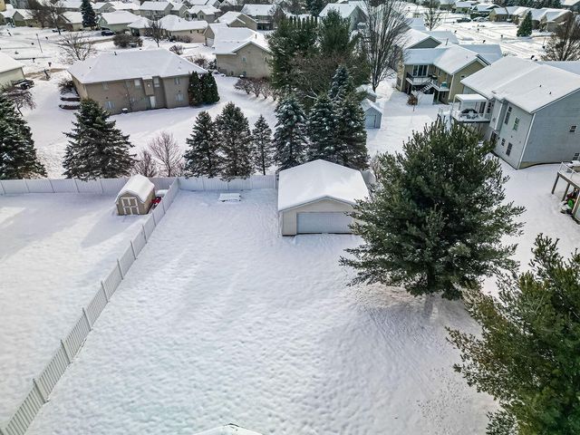 2550 Willow View Drive, Jenison, MI 49428