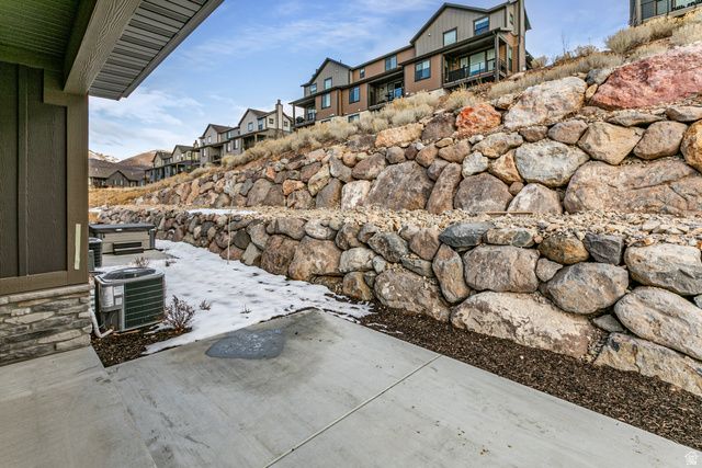 5996 N FAIRVIEW DR, Heber City, UT 84032