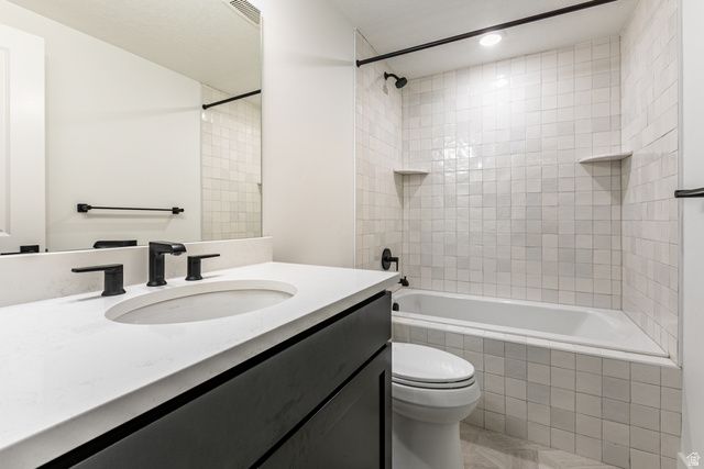 5996 N FAIRVIEW DR, Heber City, UT 84032