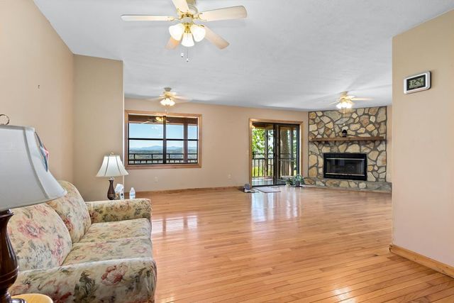 563 Mountain Top Drive, Murphy, NC 28906