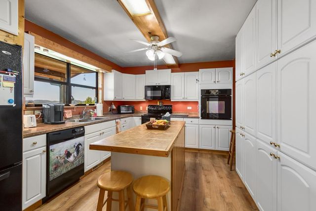 563 Mountain Top Drive, Murphy, NC 28906