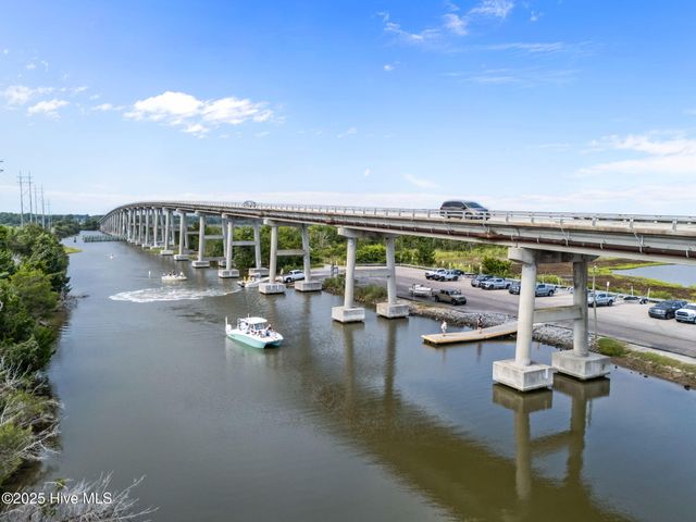 213 Sandy Cove Lane, Sneads Ferry, NC 28460