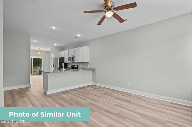 213 Sandy Cove Lane, Sneads Ferry, NC 28460