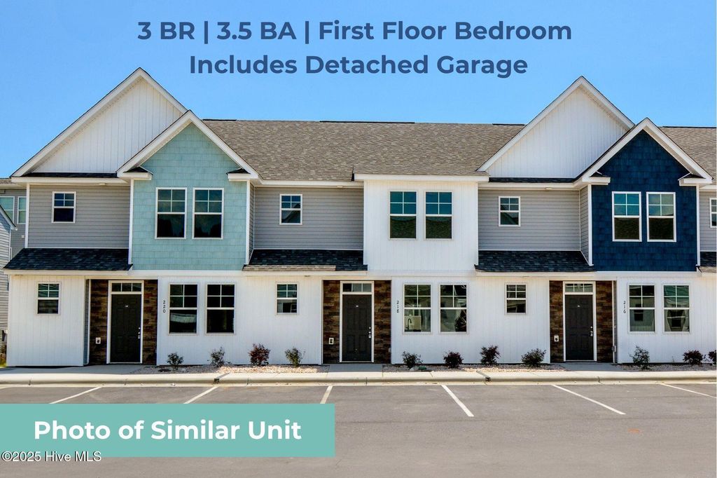 213 Sandy Cove Lane, Sneads Ferry, NC 28460