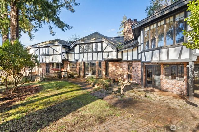 5425 Atchinson Drive SE, Olympia, WA 98513