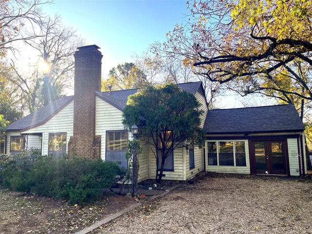 2271 Scripture Street, Denton, TX 76201