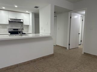 8100 Geneva Ct 142, Doral, FL 33166
