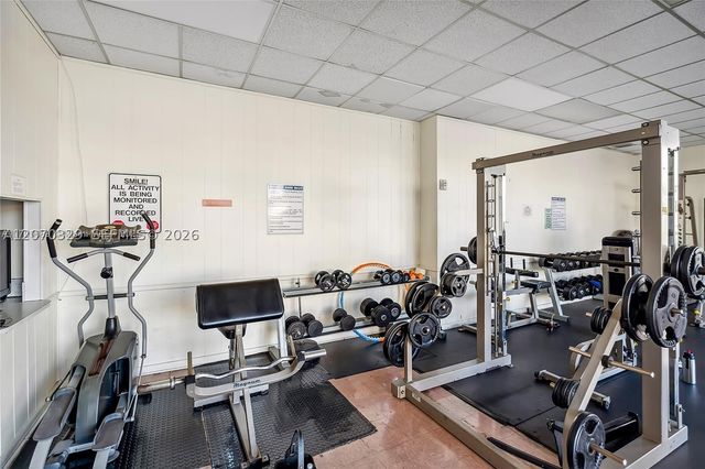 1817 S Ocean Dr 823, Hallandale Beach, FL 33009