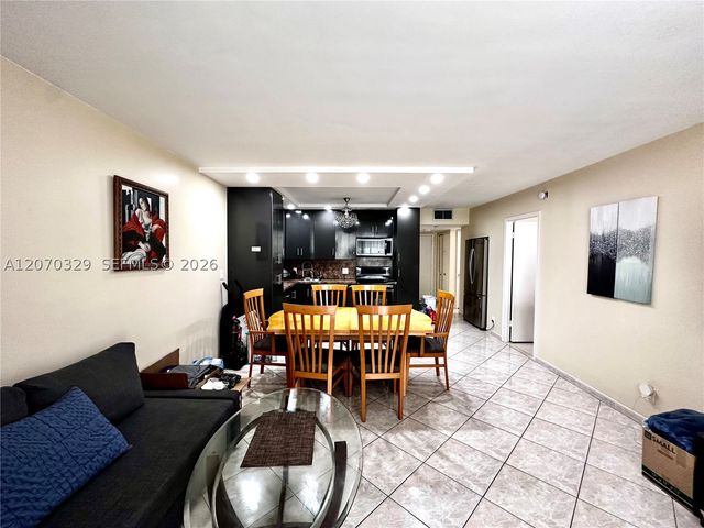 1817 S Ocean Dr 823, Hallandale Beach, FL 33009