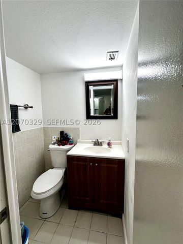 1817 S Ocean Dr 823, Hallandale Beach, FL 33009