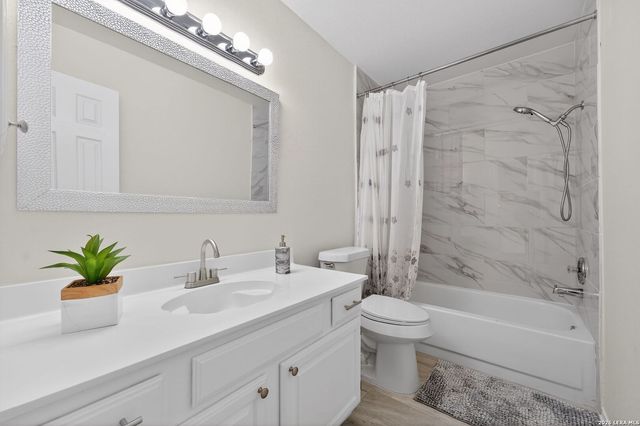 9318 Chaddsford, San Antonio, TX 78250