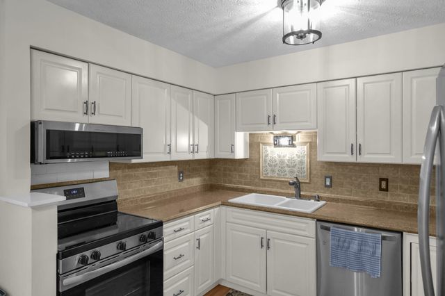 3222 Charter Oak Road, Edgewood, KY 41017