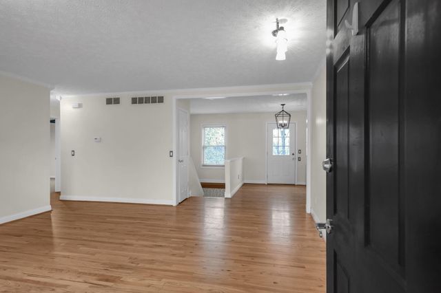 3222 Charter Oak Road, Edgewood, KY 41017