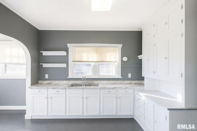 2134 N BIGELOW Street, Peoria, IL 61604