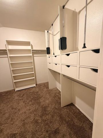 702 Shepherd Circle, Andrews, TX 79714