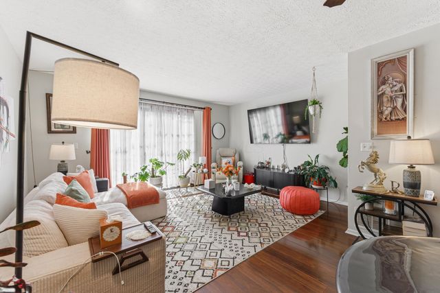 2621 Summer Drive, Dublin, OH 43016