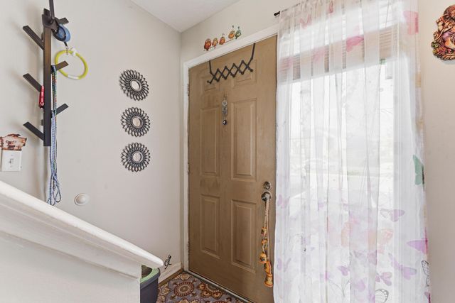 2621 Summer Drive, Dublin, OH 43016