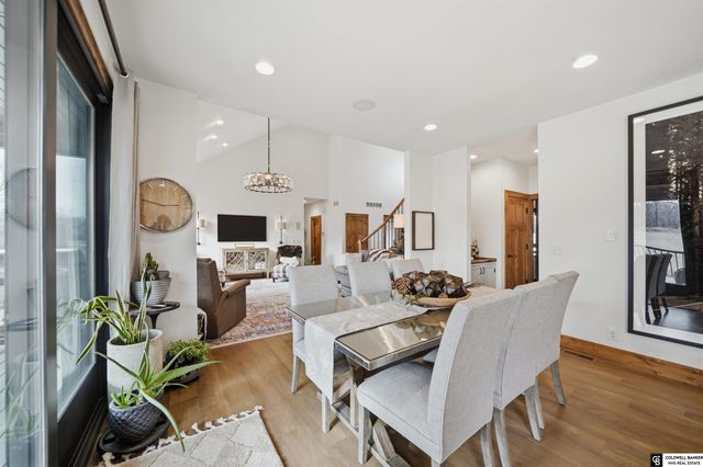 17211 S 38 Street, Roca, NE 68430