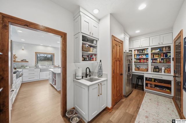 17211 S 38 Street, Roca, NE 68430