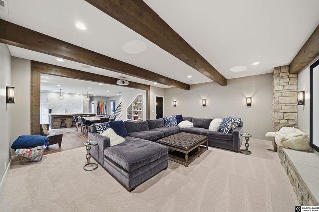 17211 S 38 Street, Roca, NE 68430