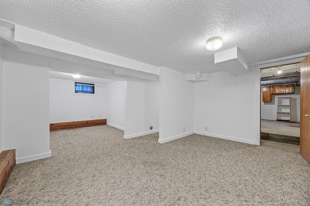 1115 9th Street N, Fargo, ND 58102