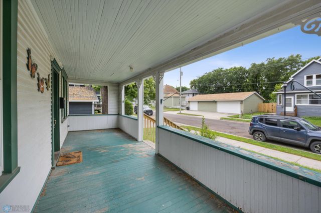 1115 9th Street N, Fargo, ND 58102