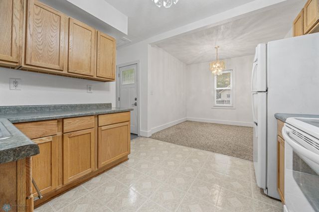1115 9th Street N, Fargo, ND 58102