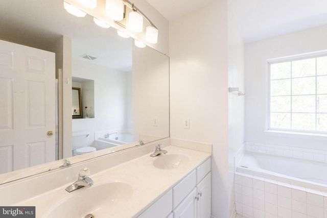 7622 ASHTON VALLEY WAY, Catonsville, MD 21228