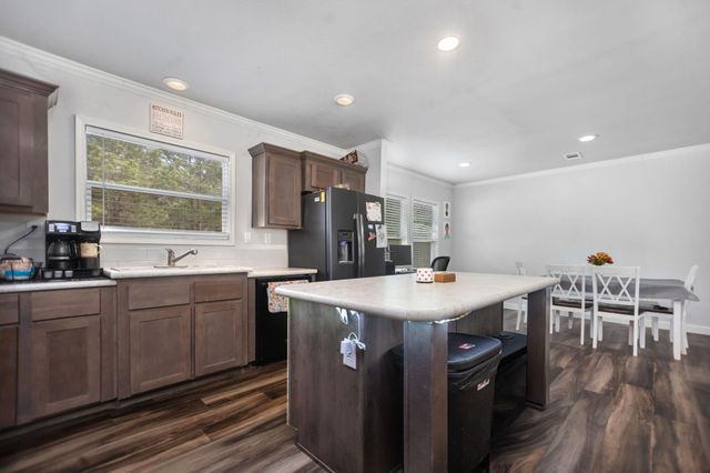 2265 Kickapoo Road, Groveton, TX 75845