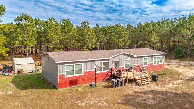 2265 Kickapoo Road, Groveton, TX 75845